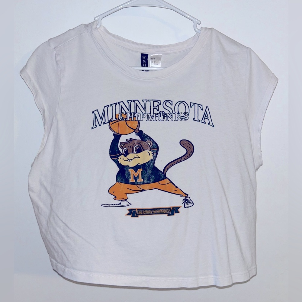 Minnesota Chipmunks Muscle Tee Crop Top